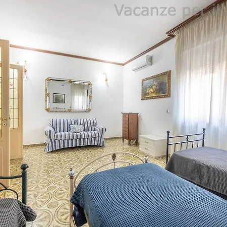 Prestigious House In Gallipoli
