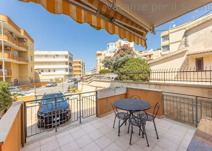 Будинок відпочинку Prestigious House In Галліполі