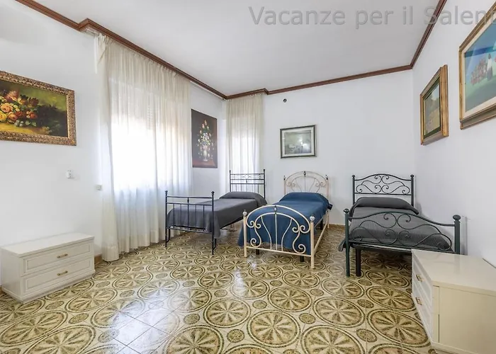 Semesterbostad Prestigious House In *